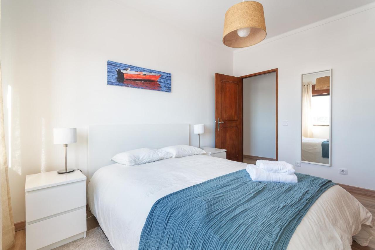 Hostwise - Spacious & Sunny Flat - Loule Luaran gambar