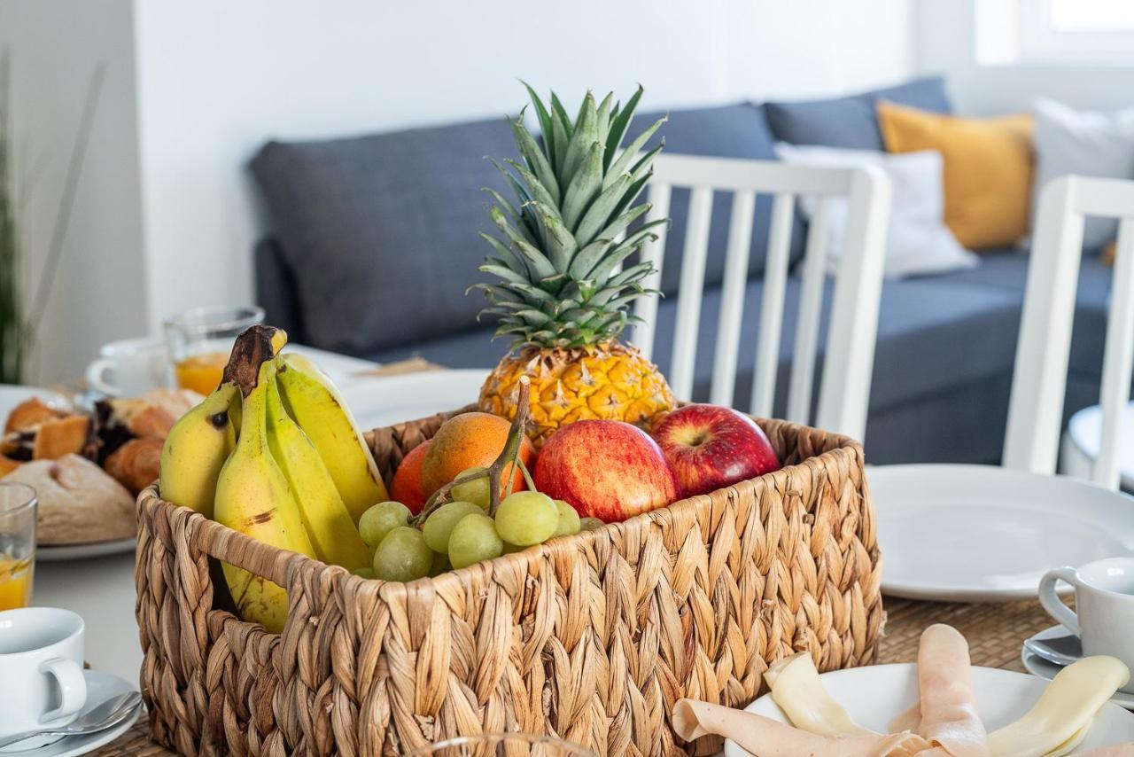 Hostwise - Spacious & Sunny Flat - Loule Luaran gambar
